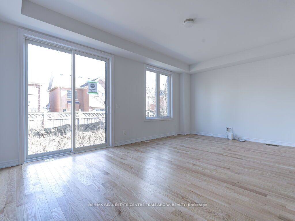 29 Sorbara Way