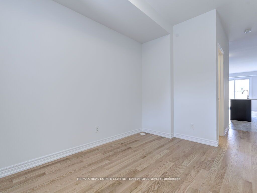 29 Sorbara Way