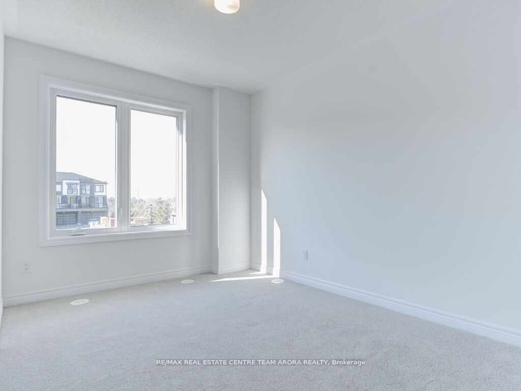 29 Sorbara Way