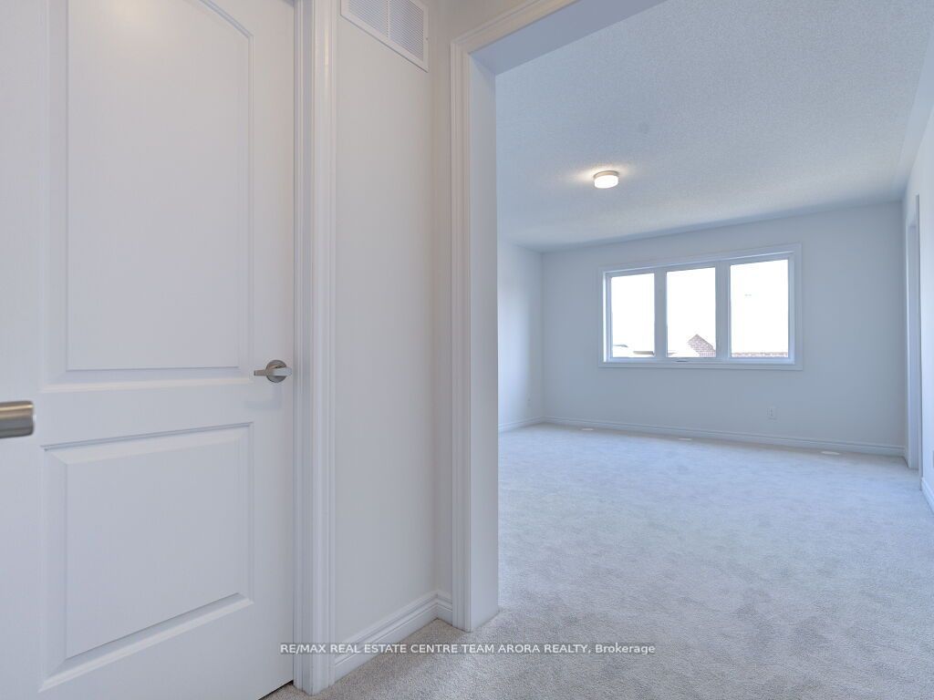 29 Sorbara Way