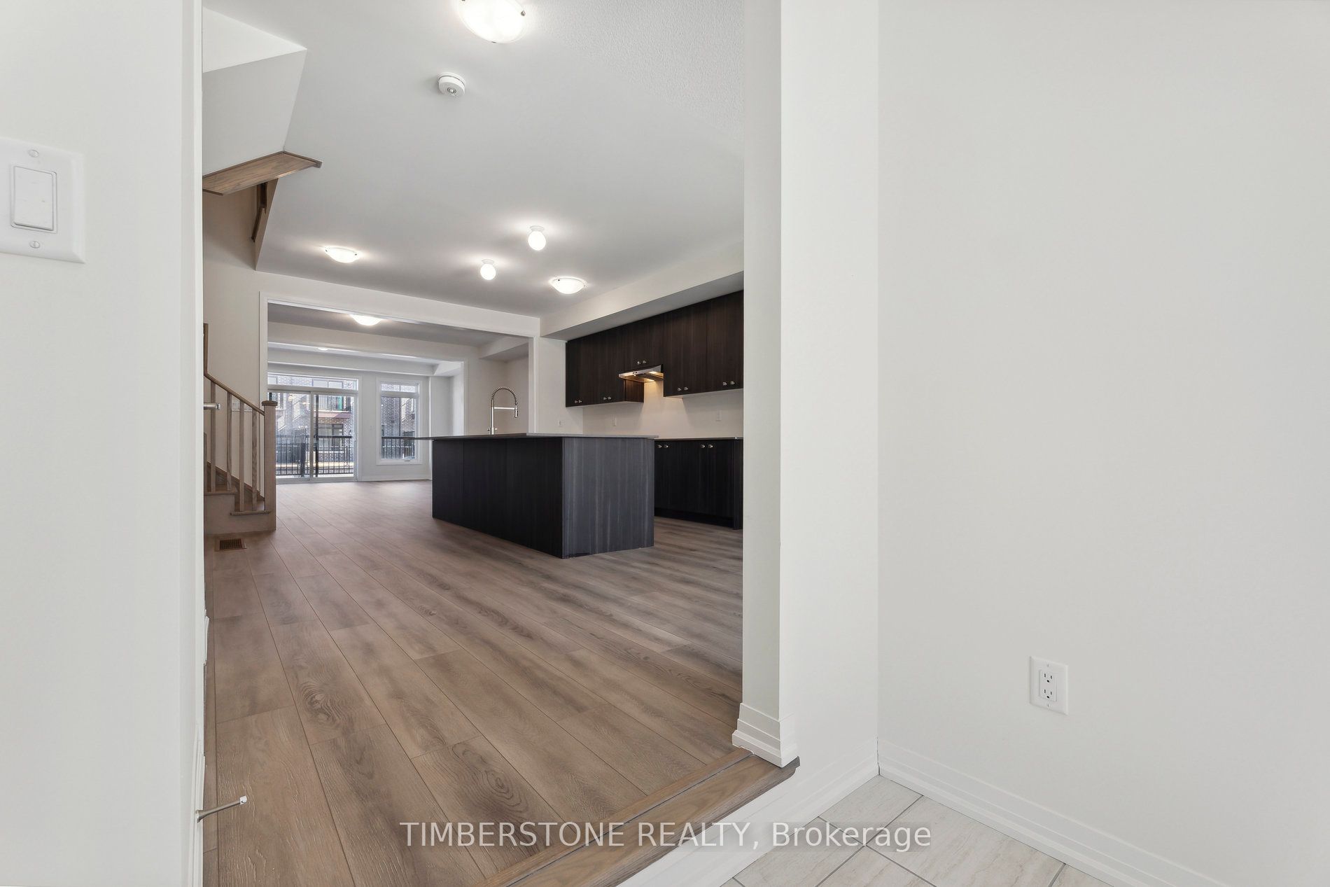 2651 Apricot Lane