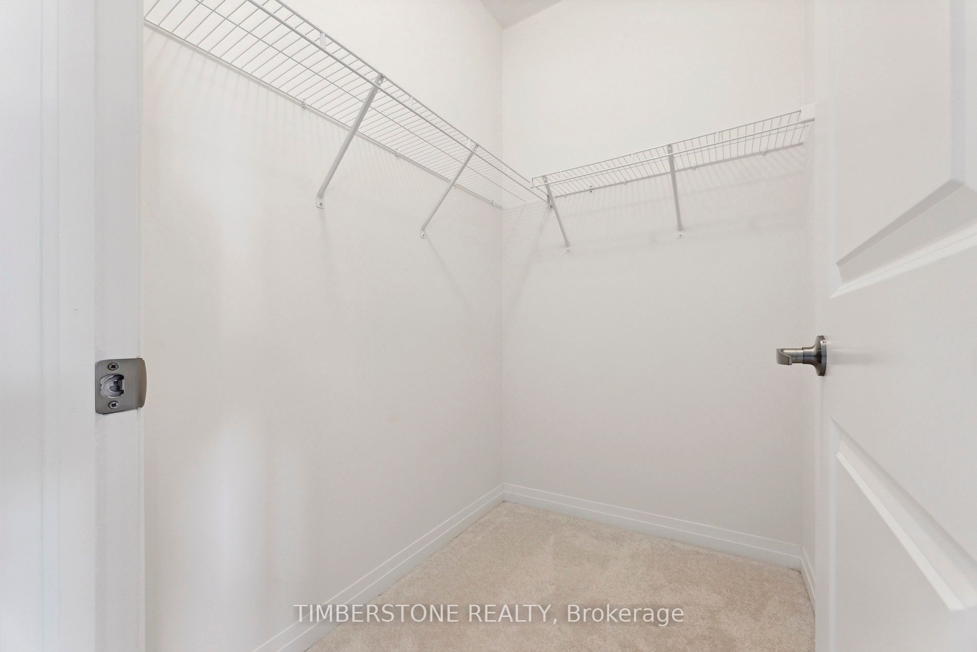 2651 Apricot Lane