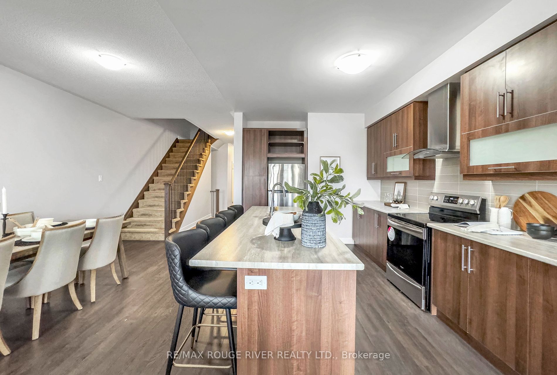 42 Donald Fleming Way, #143
