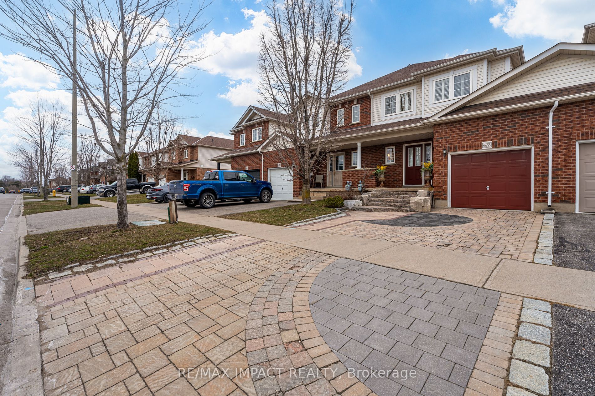 672 Coldstream Dr