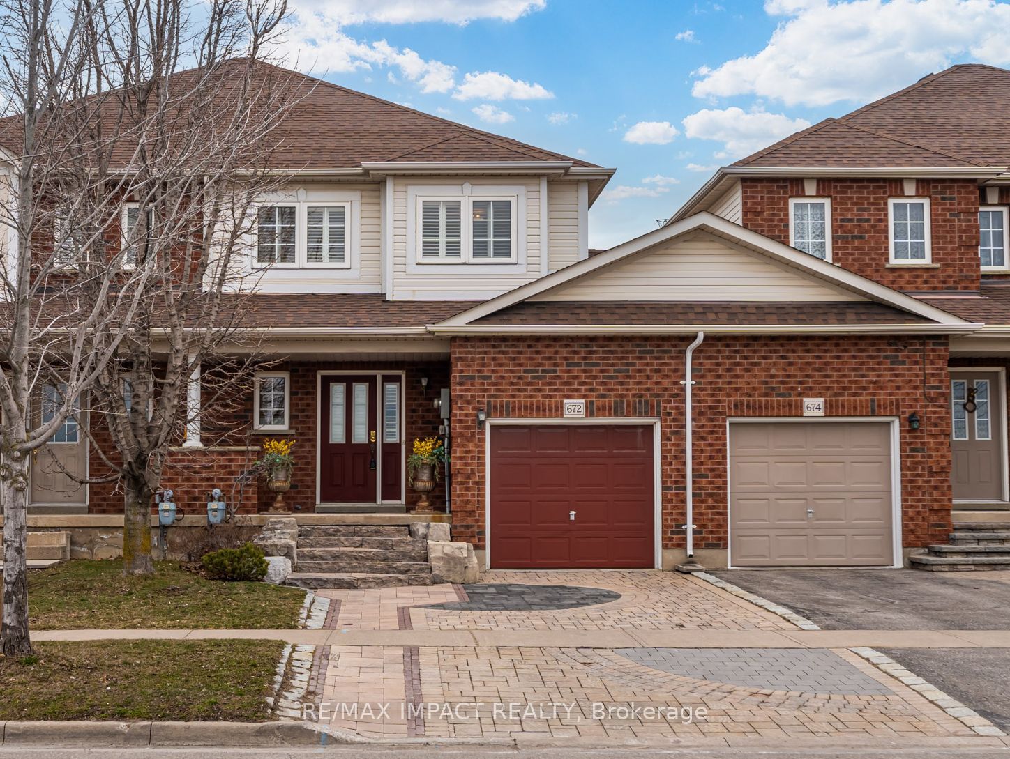 672 Coldstream Dr