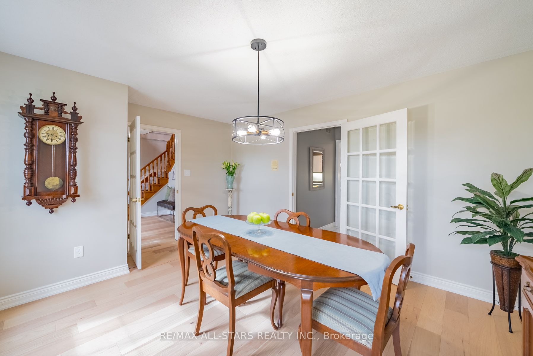 276 Union Ave