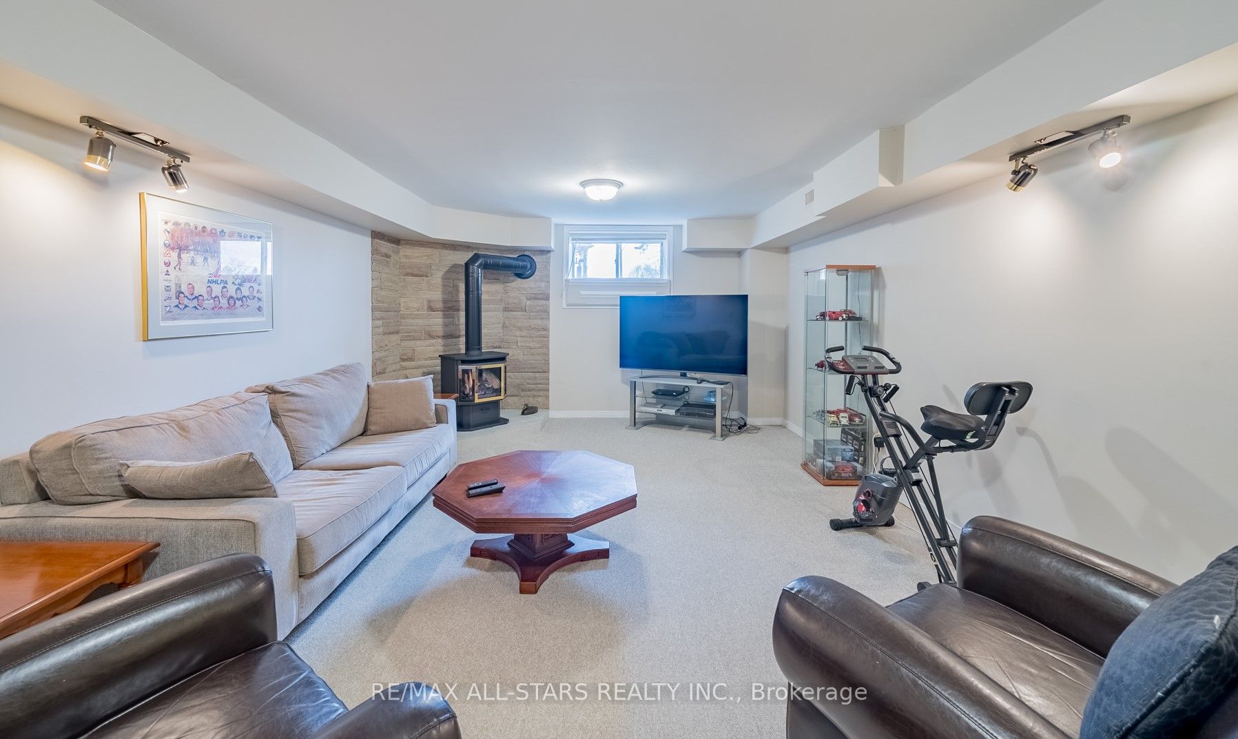 276 Union Ave