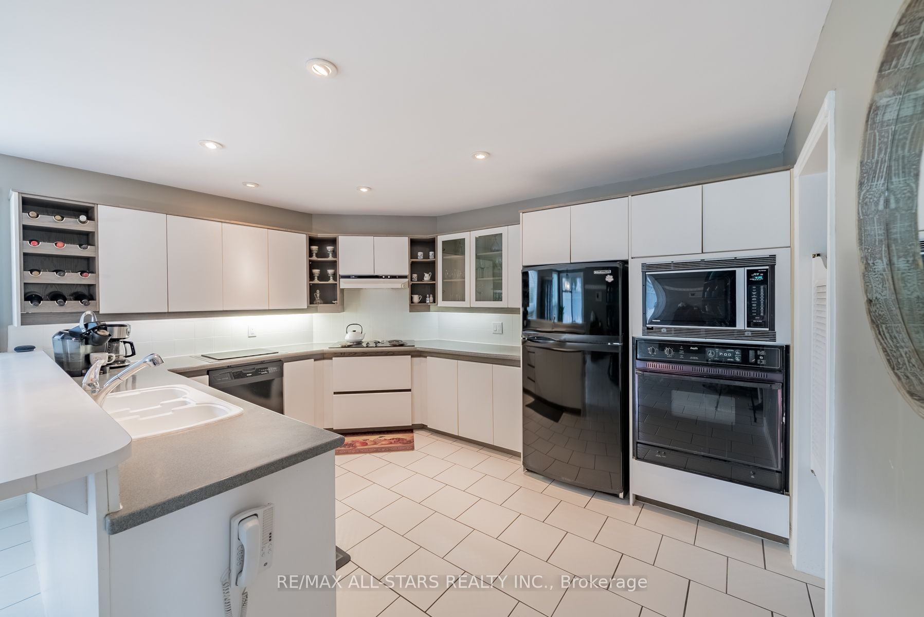 276 Union Ave
