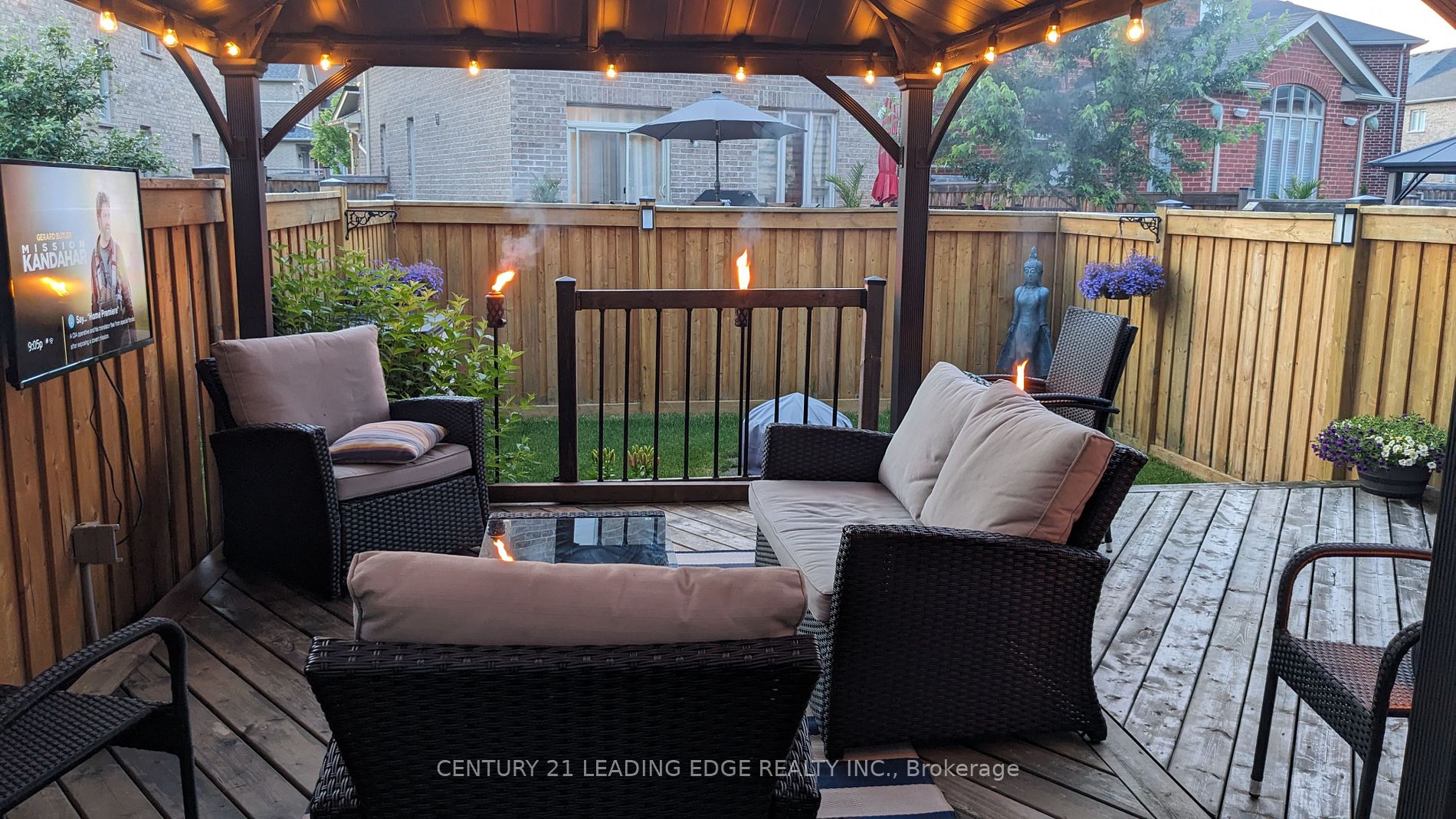 71 Chant Cres