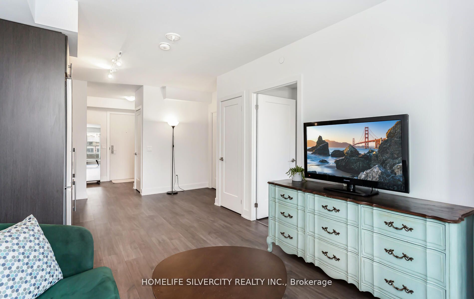 2550 Simcoe St N, #212