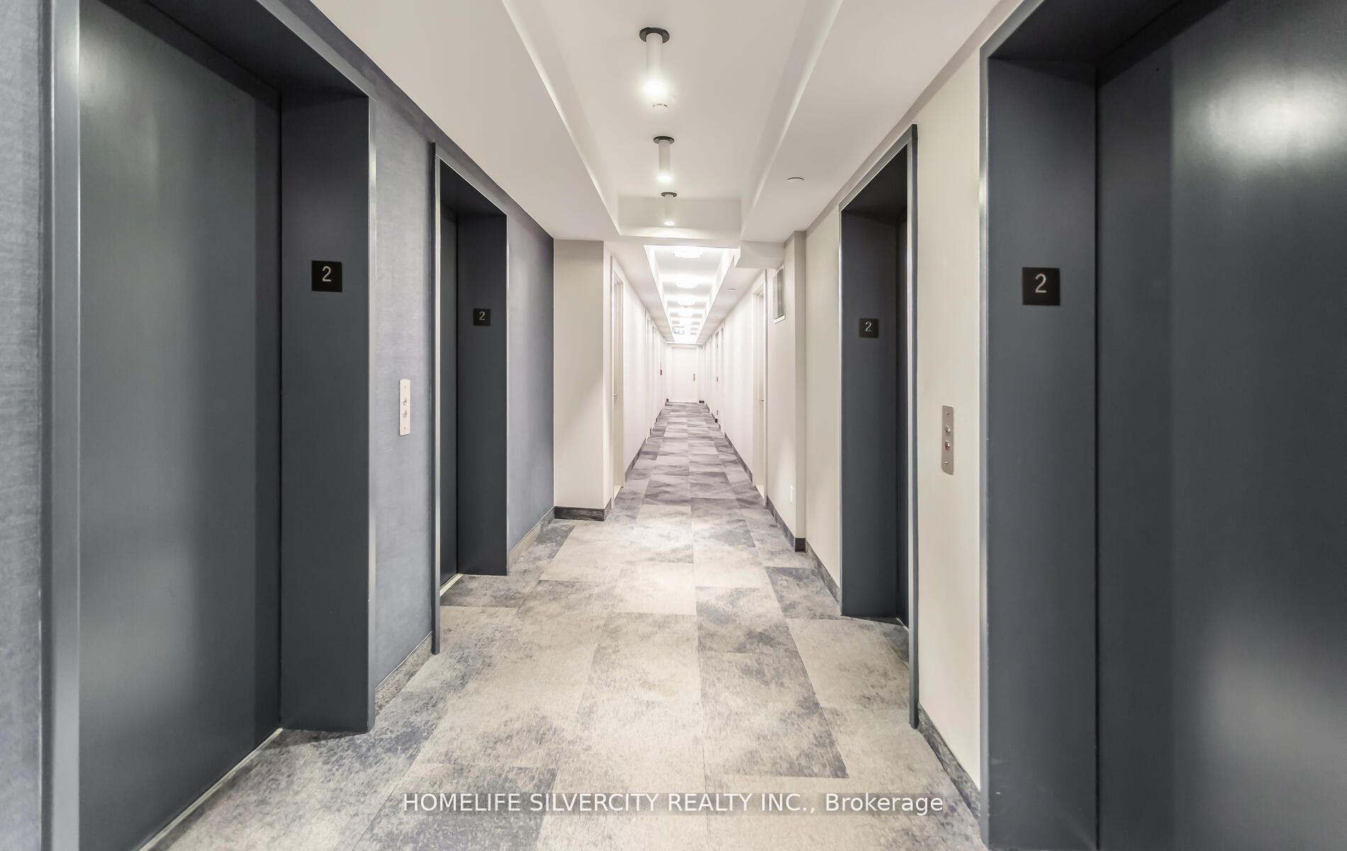 2550 Simcoe St N, #212