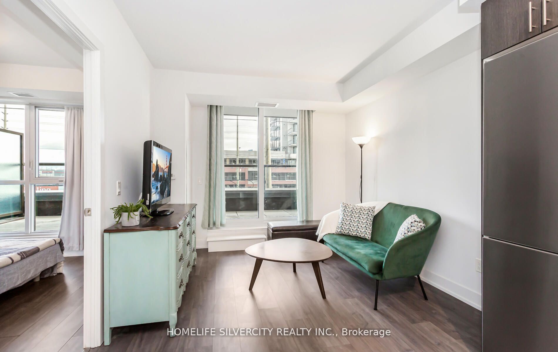 2550 Simcoe St N, #212