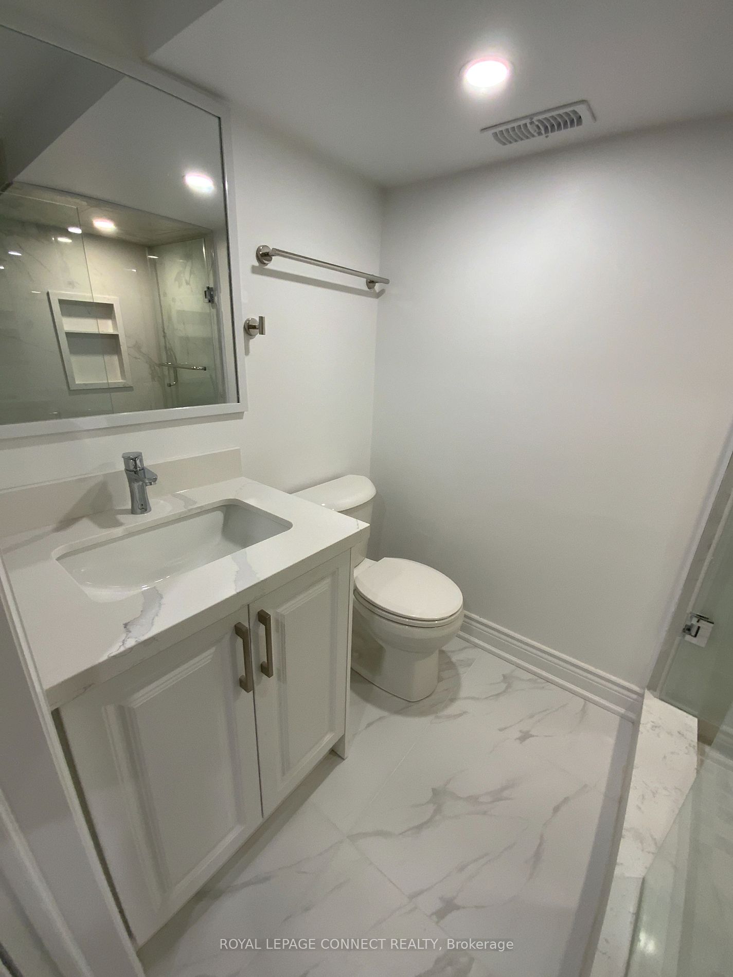 914 Lynx Ave, #Bsmt 1B