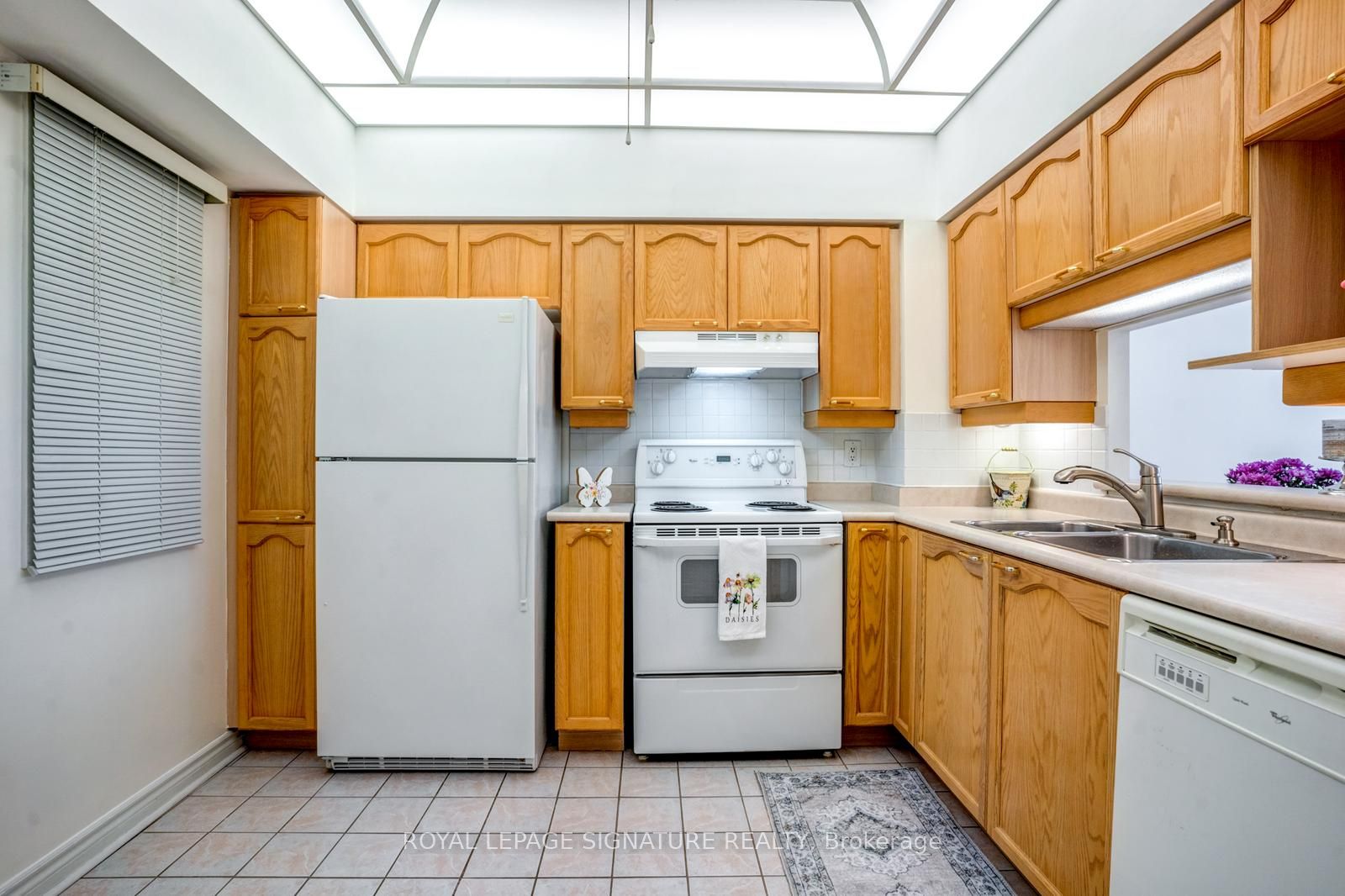 115 Bonis Ave, #115