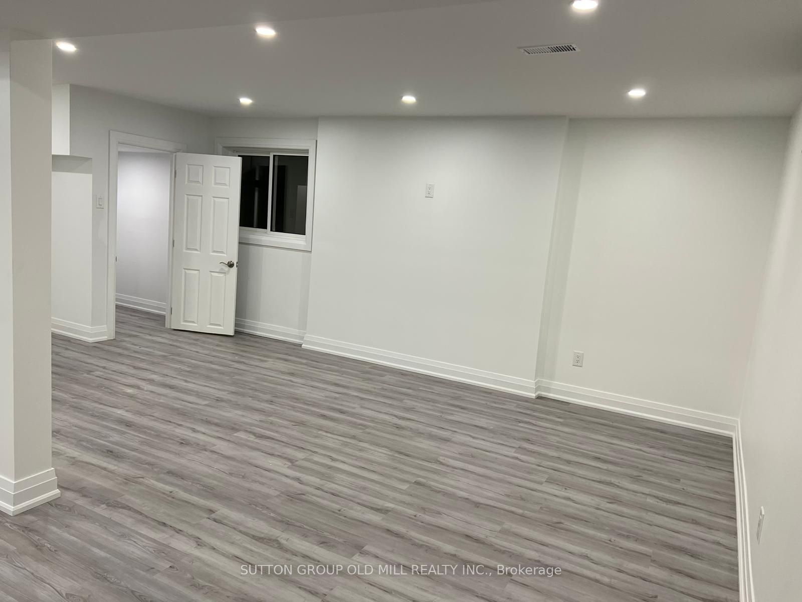 21 Regency Cres, #Bsmt