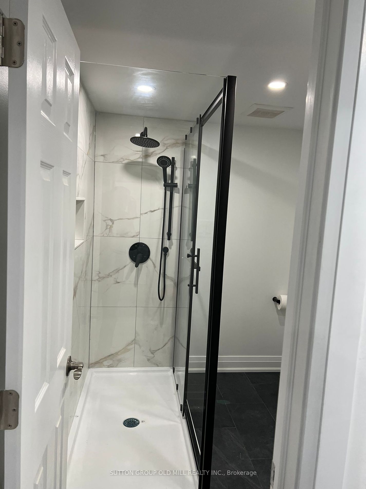21 Regency Cres, #Bsmt