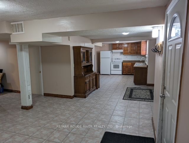 16 Bray Dr