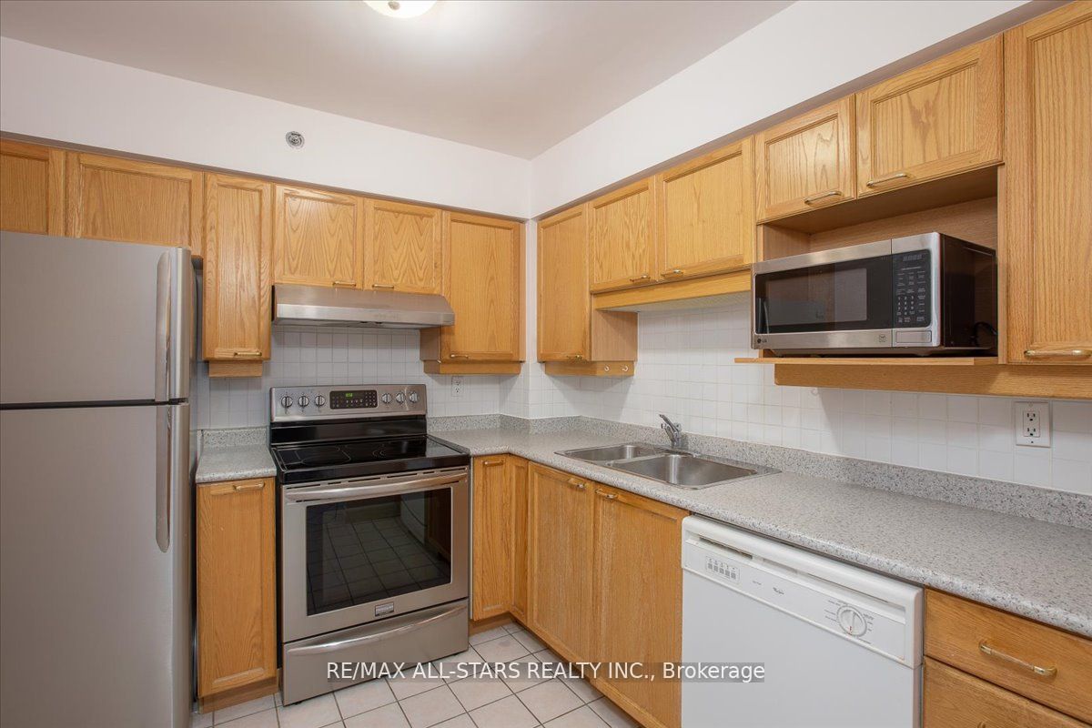 115 BONIS Ave, #413