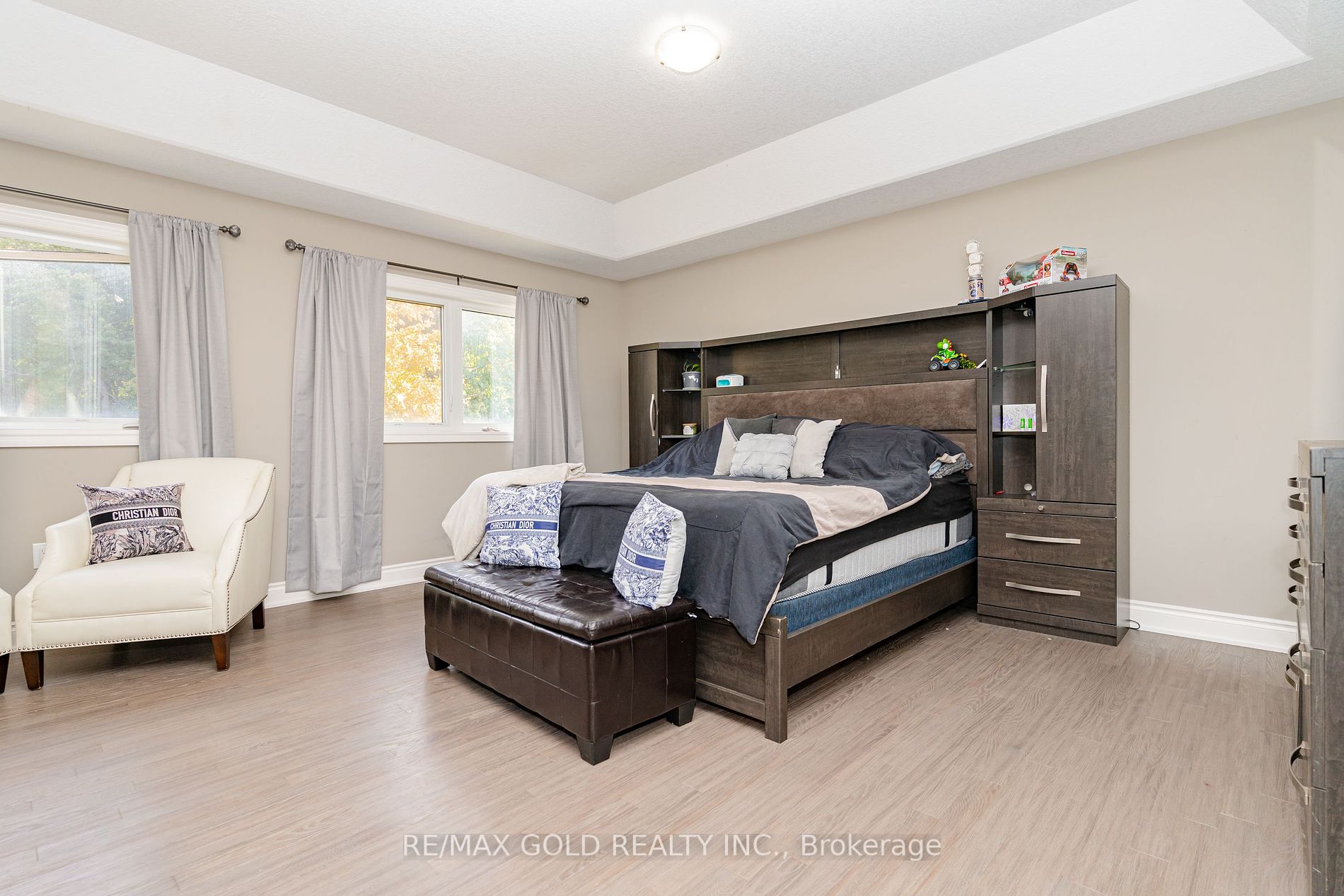 95 Townline Rd N
