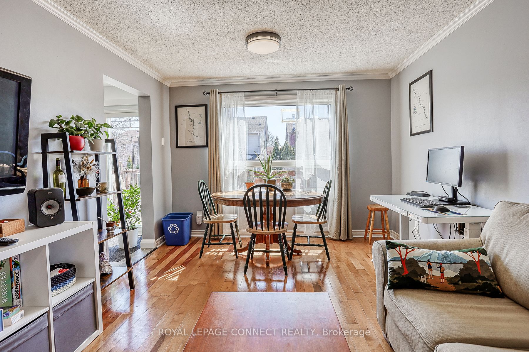 626 Sultana Sq