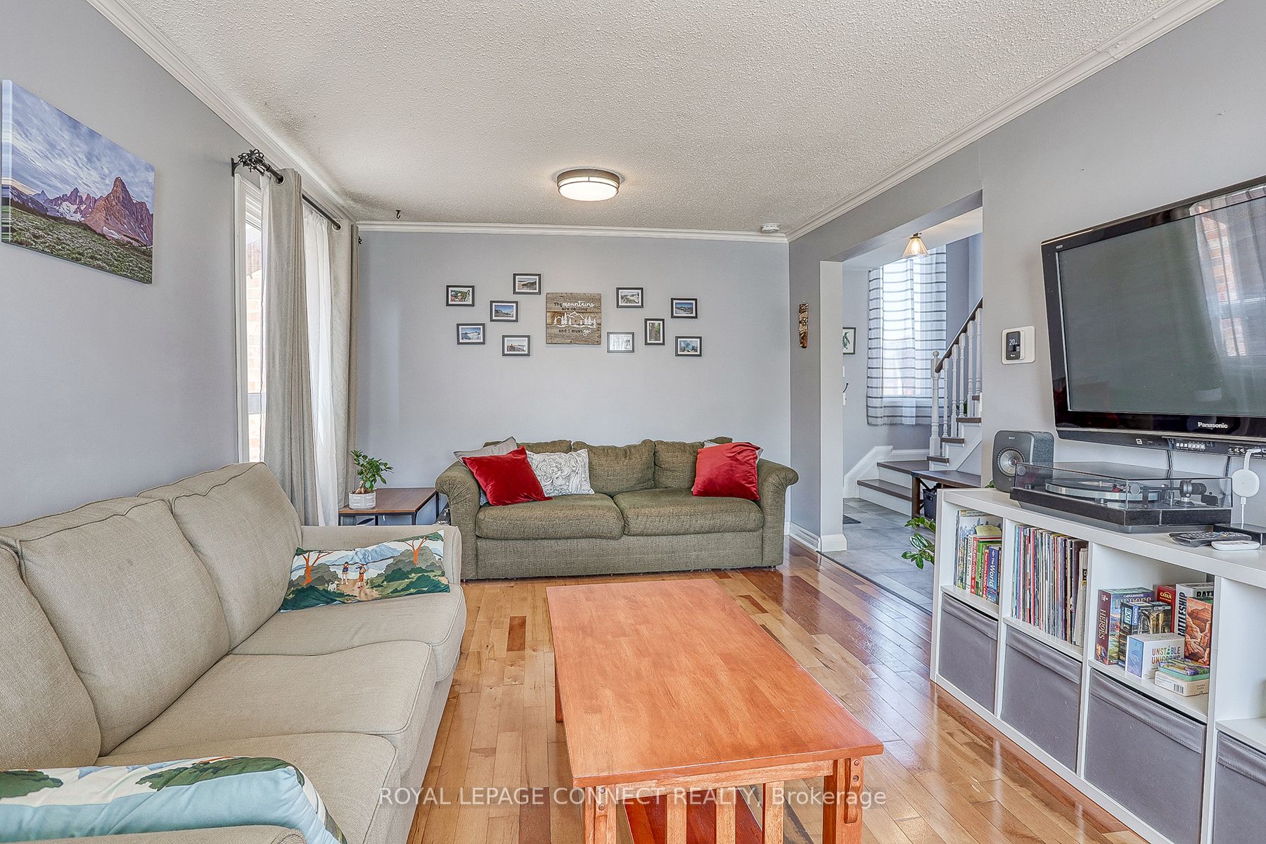 626 Sultana Sq