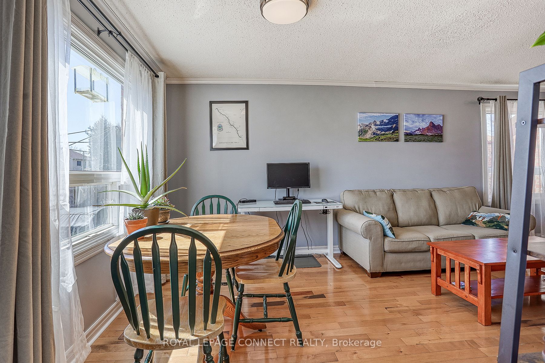 626 Sultana Sq