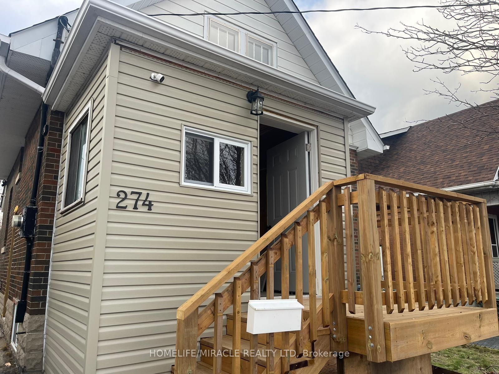274 Ritson Road N