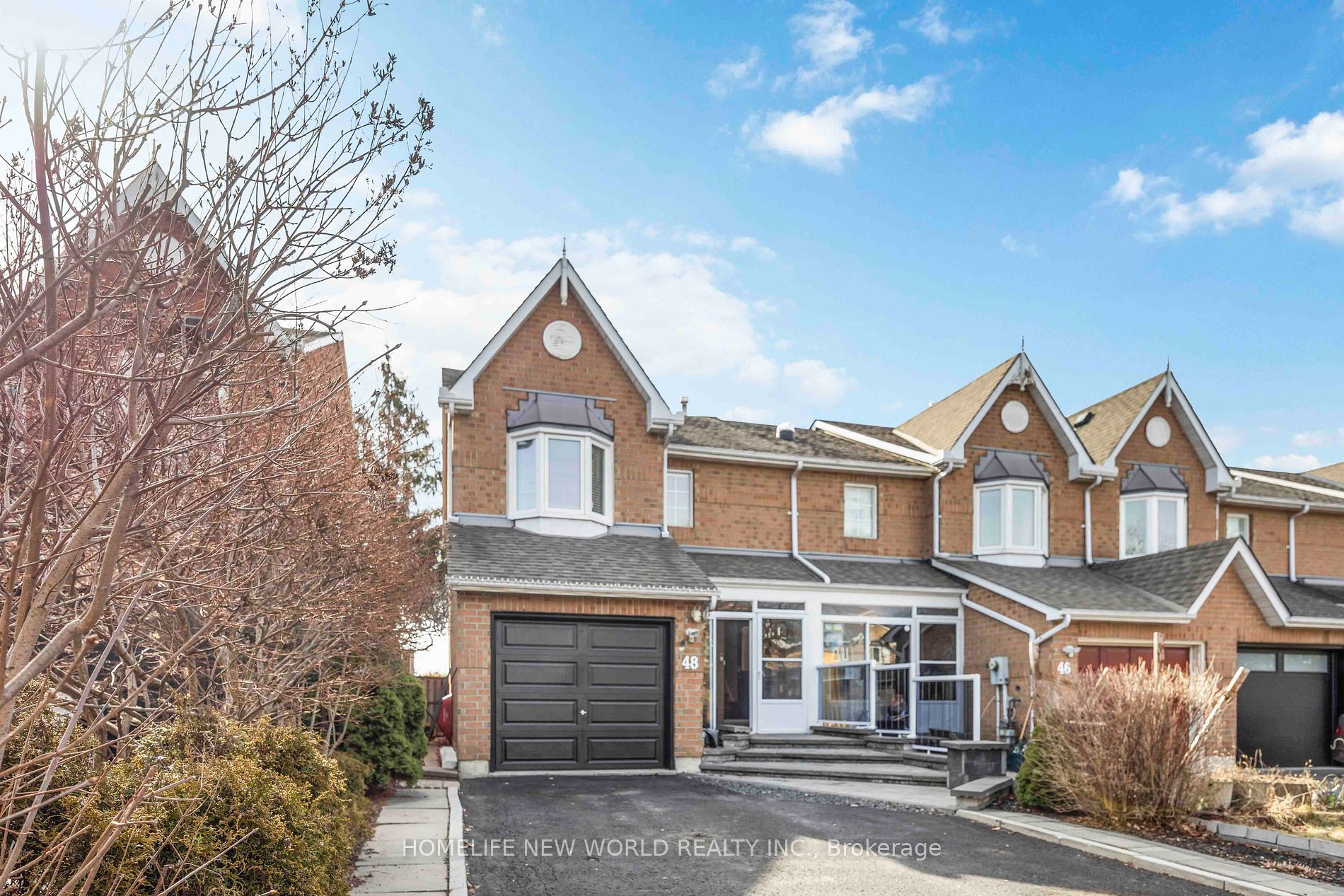 48 Mccullock Cres