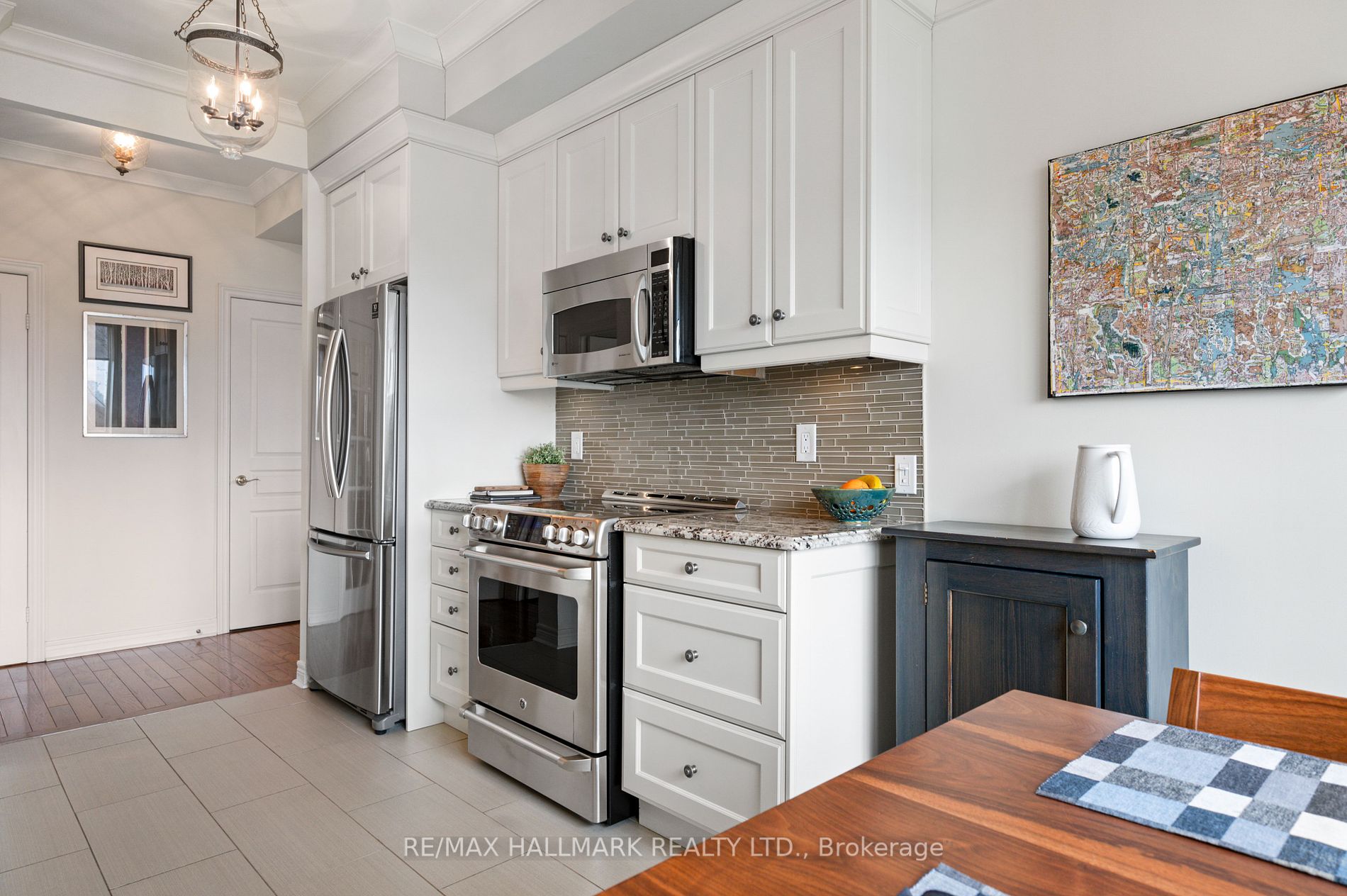 9 Boardwalk Drive #321
