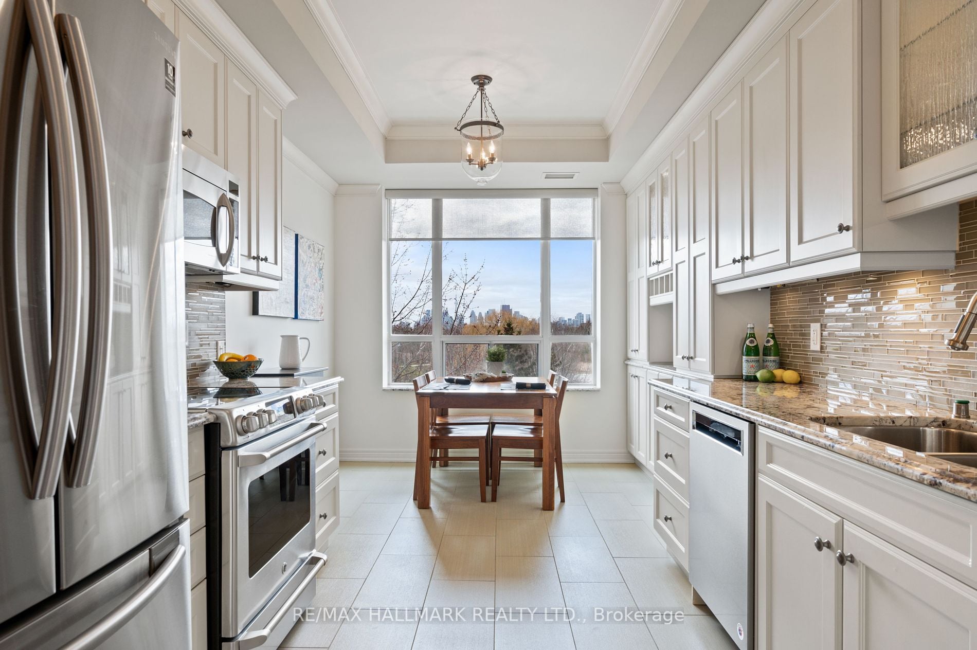 9 Boardwalk Drive #321