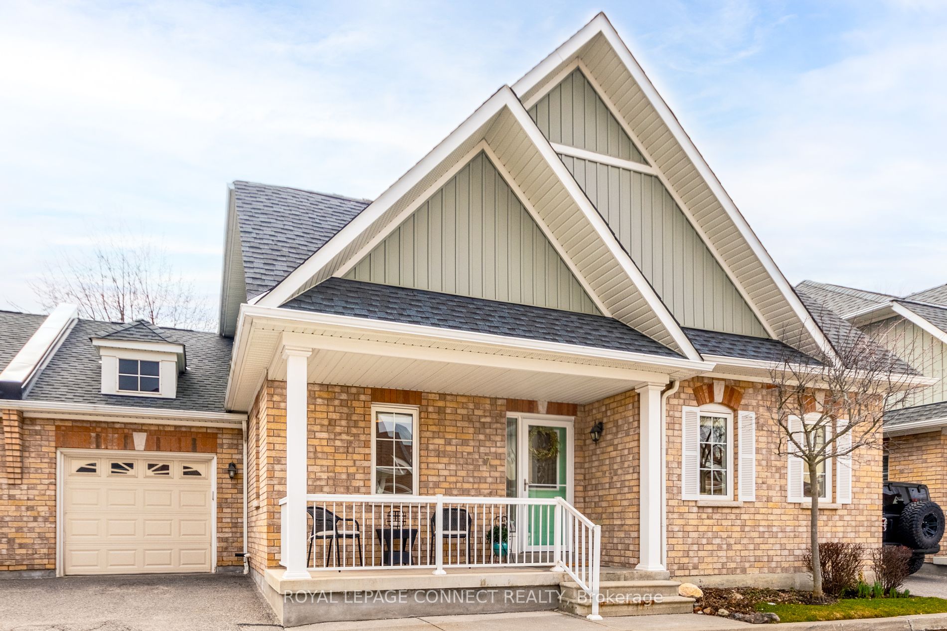 7 Hirshfield Lane, #H7