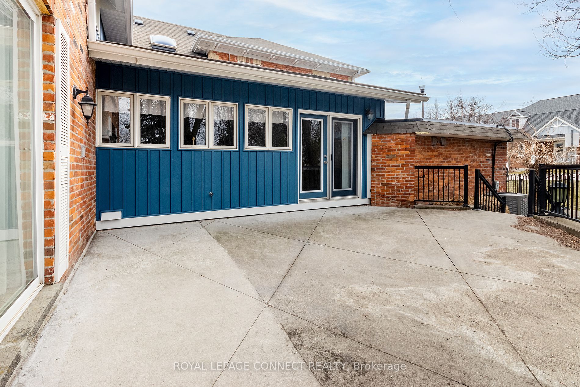 7 Hirshfield Lane, #H7