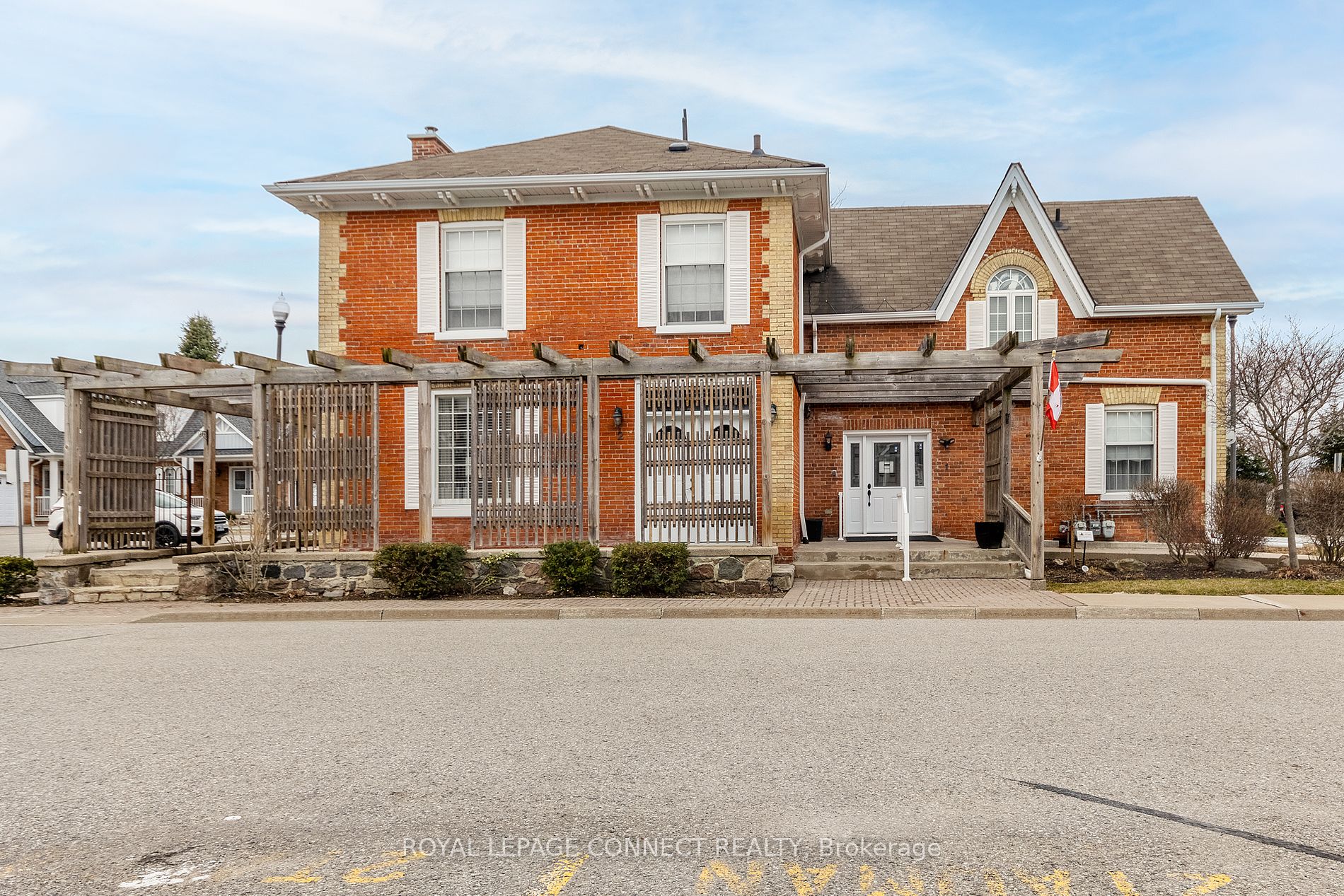 7 Hirshfield Lane, #H7