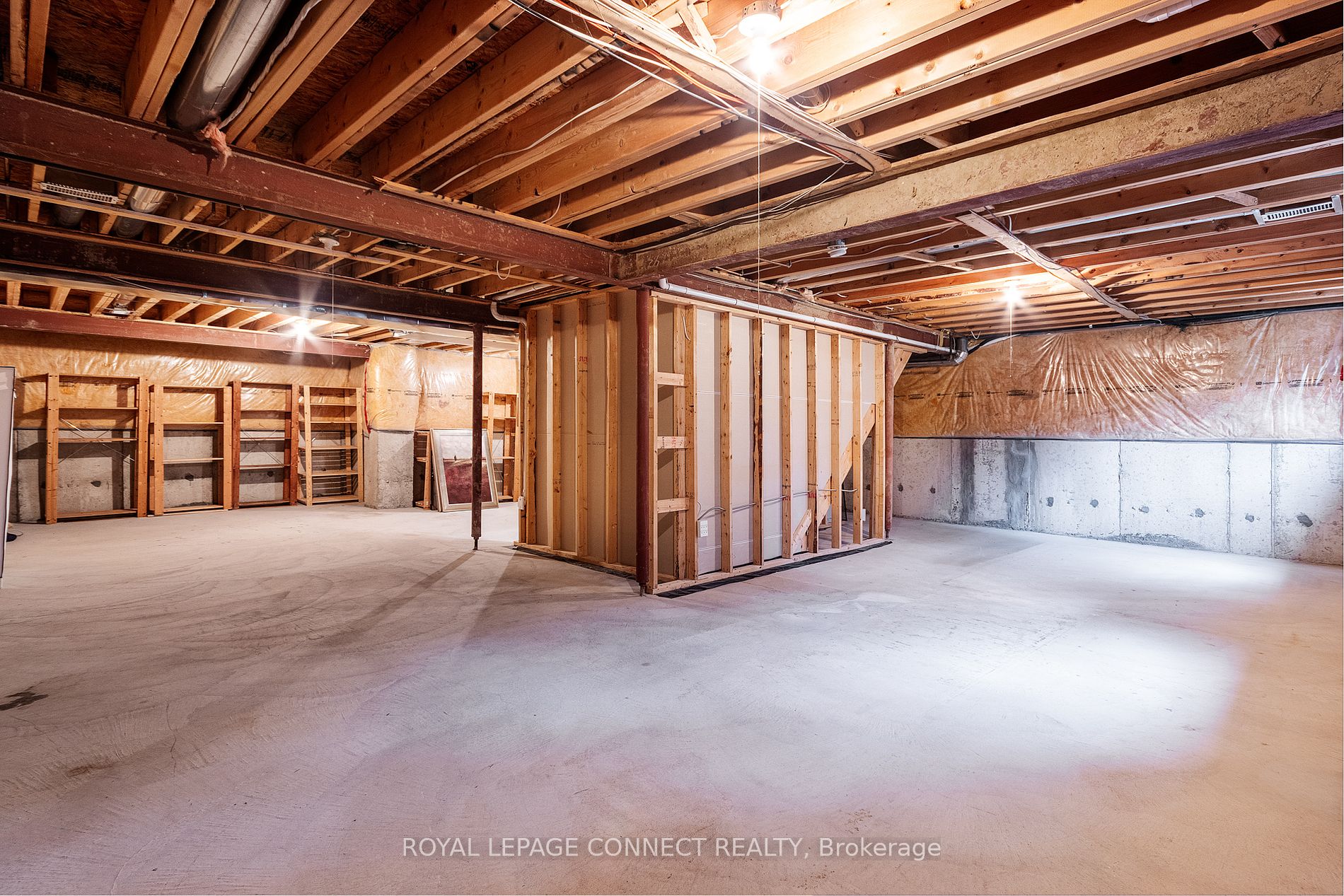 7 Hirshfield Lane, #H7