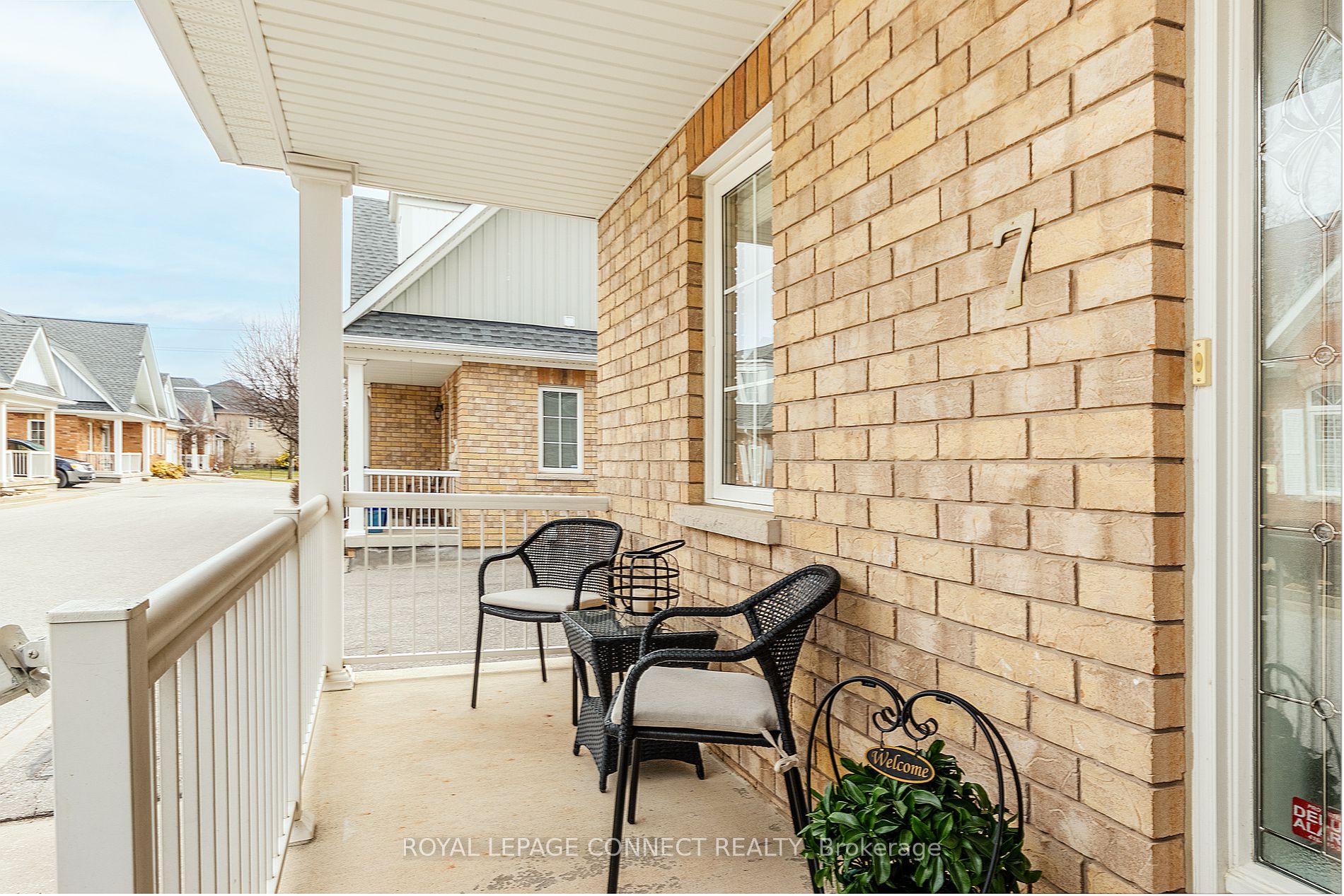 7 Hirshfield Lane, #H7