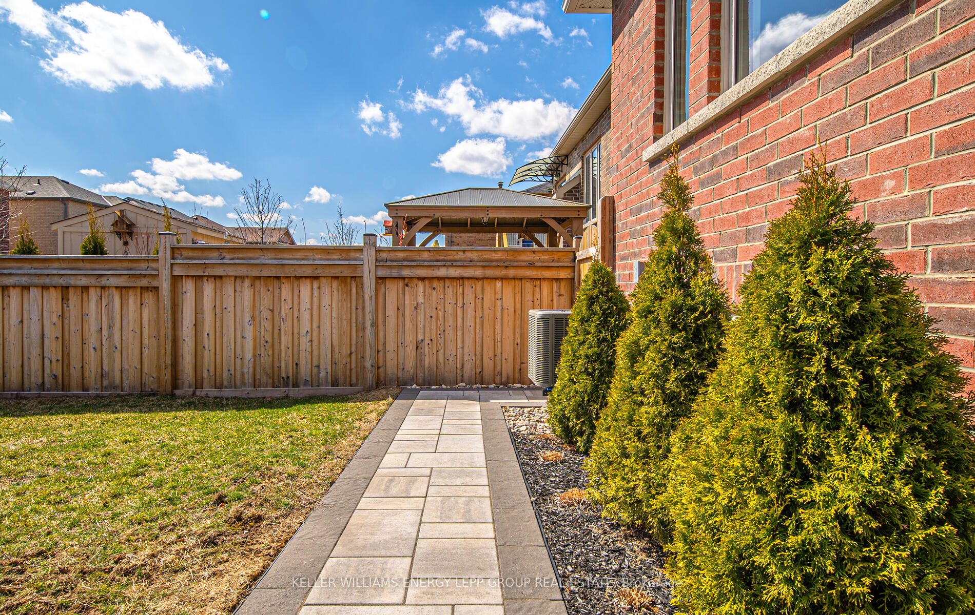 36 Glenhaven Crt