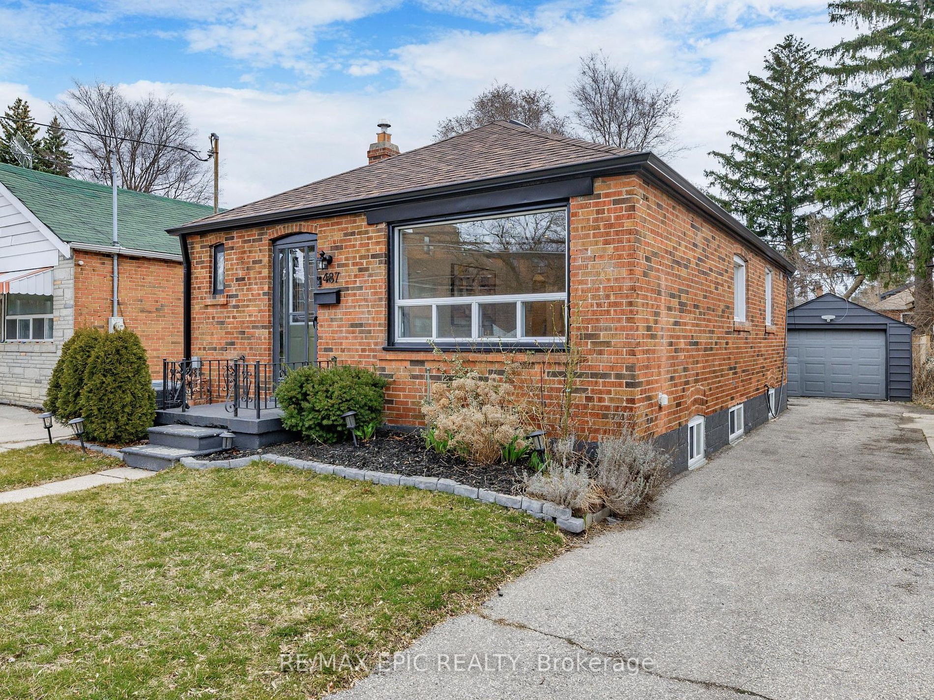 487 Dawes Rd