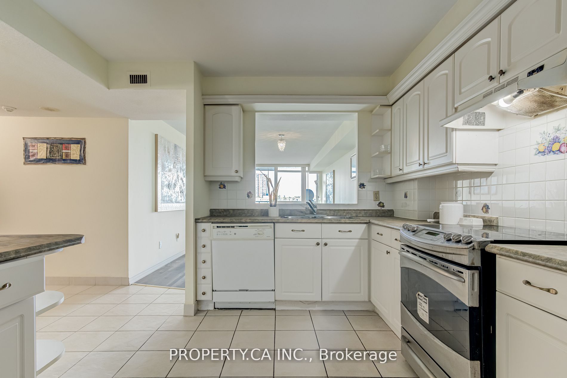 4727 Sheppard Avenue E, #608