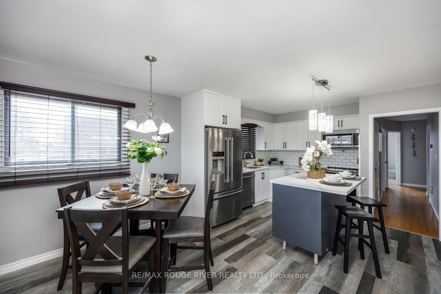 273 Labrador Dr