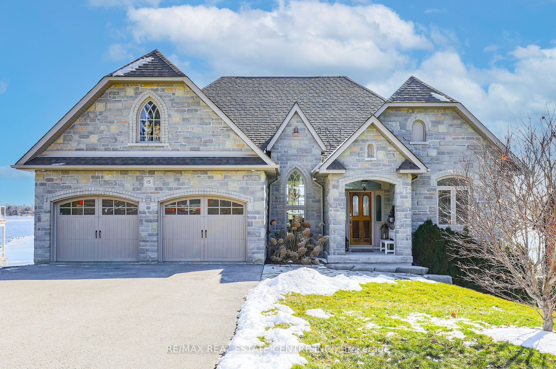15 Coulcliff Blvd