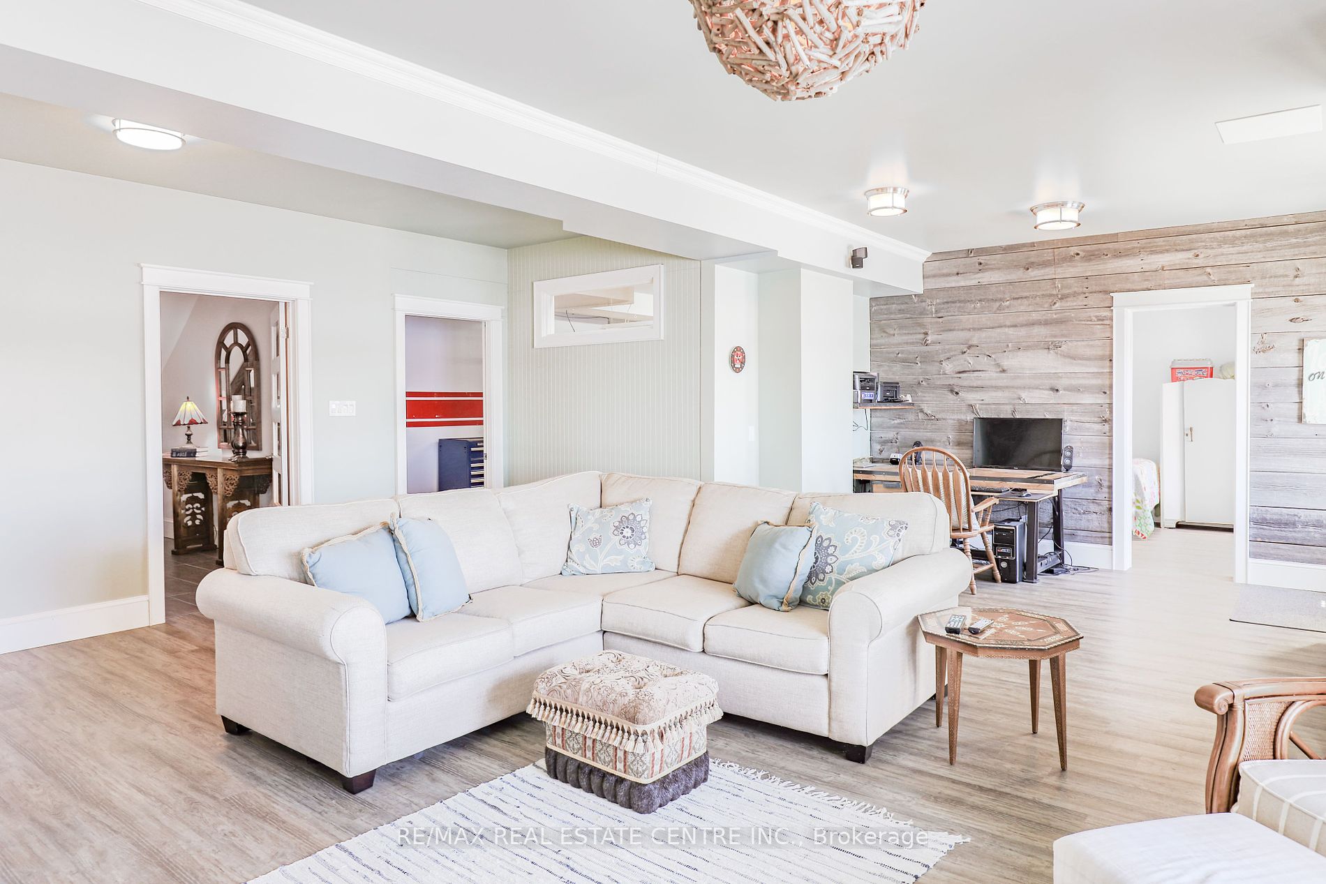 15 Coulcliff Blvd