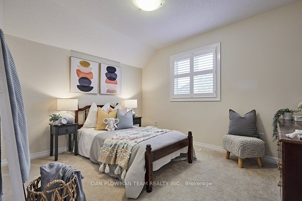 768 Ormond Dr