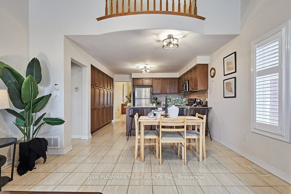768 Ormond Dr