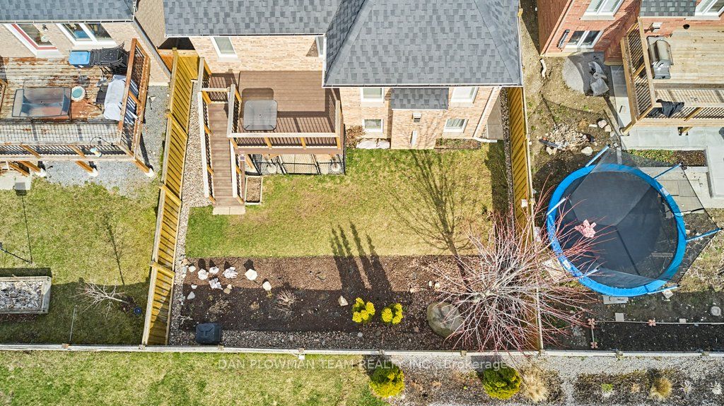 768 Ormond Dr
