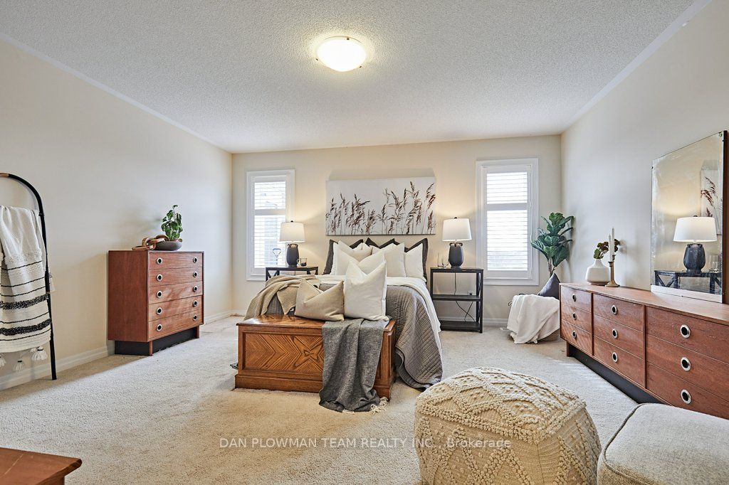 768 Ormond Dr