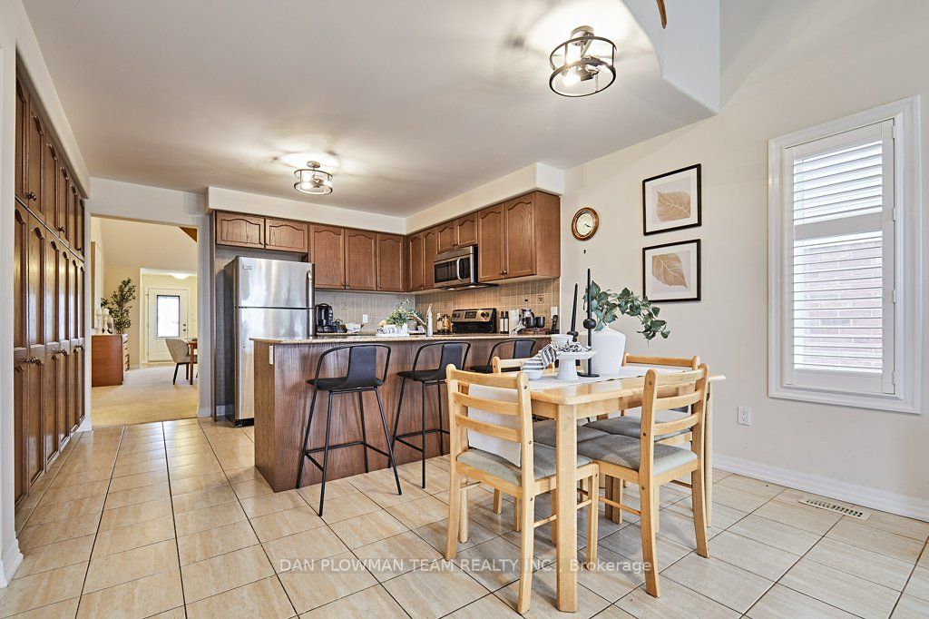 768 Ormond Dr