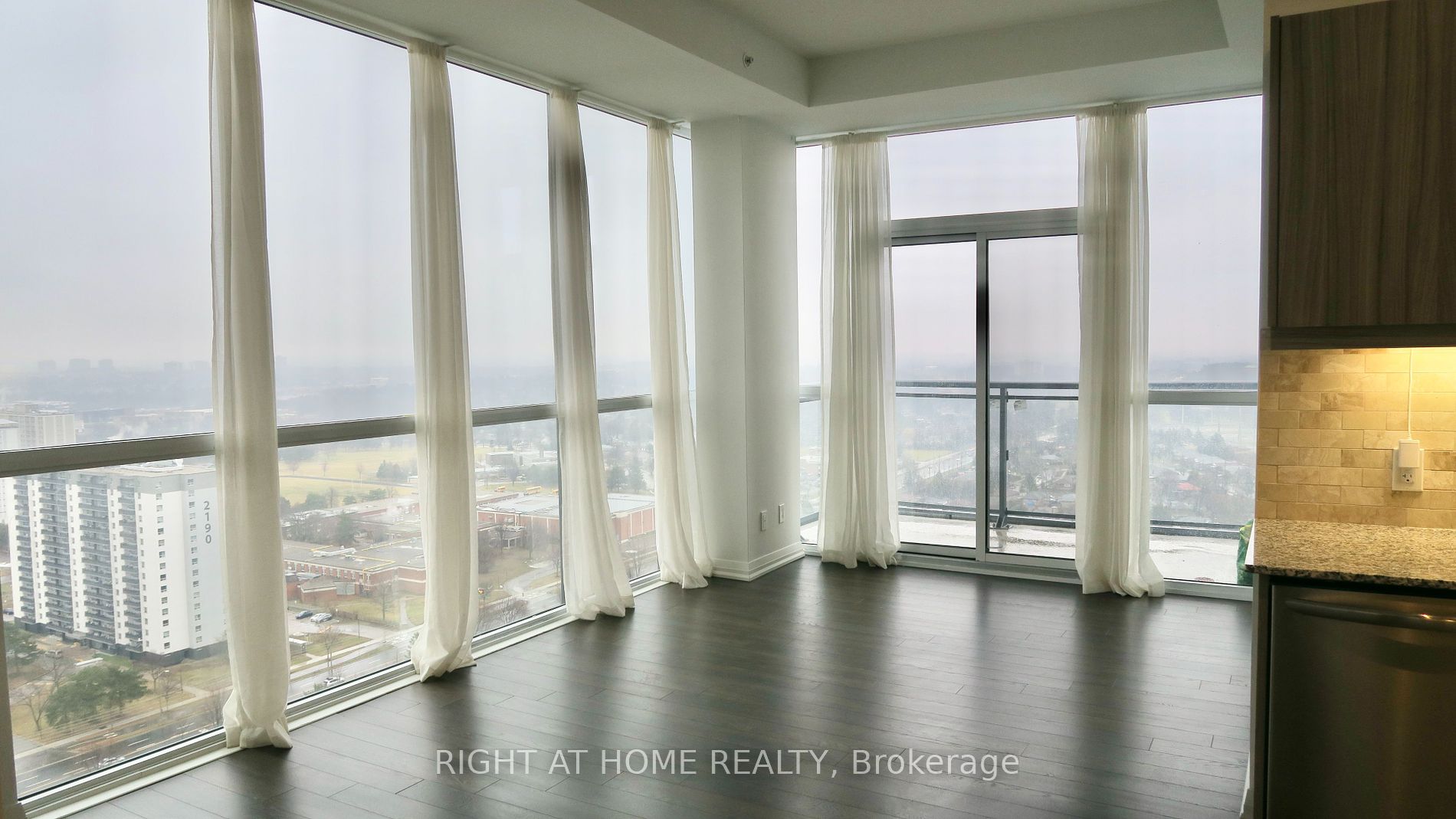 30 Meadowglen Place, #2707