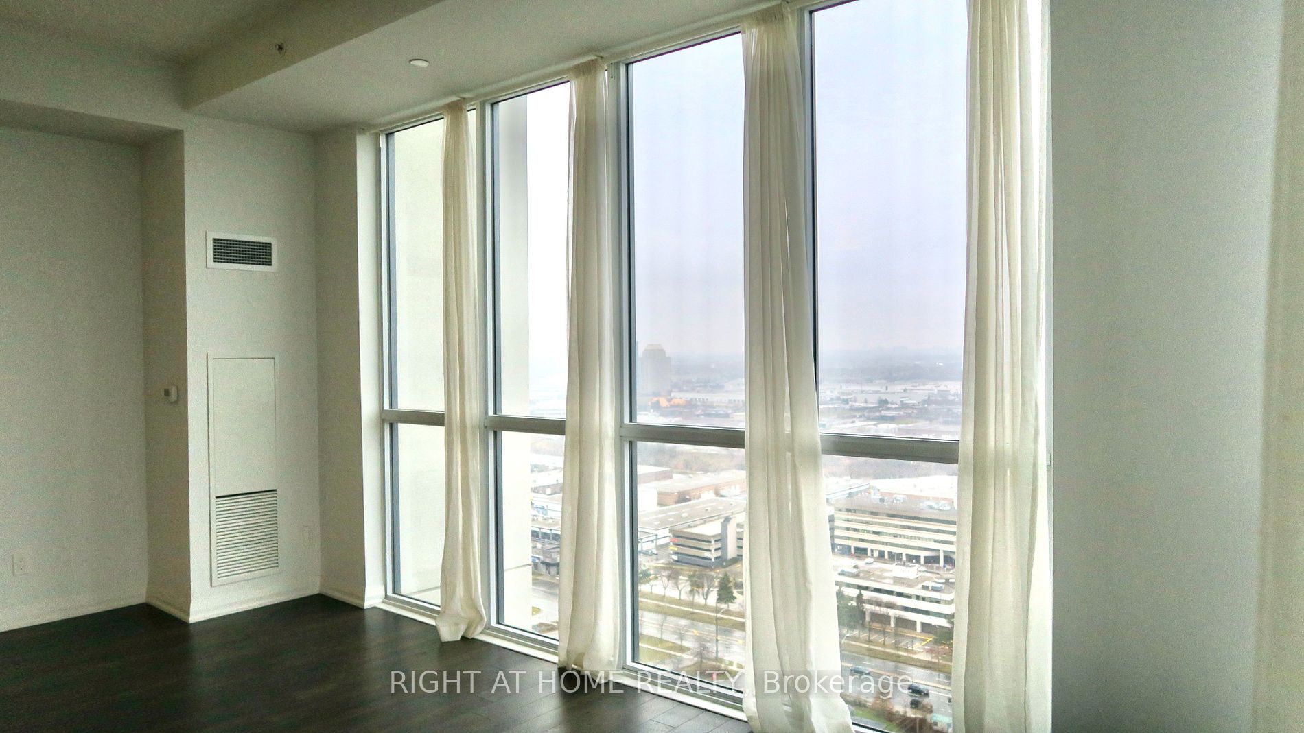 30 Meadowglen Place, #2707