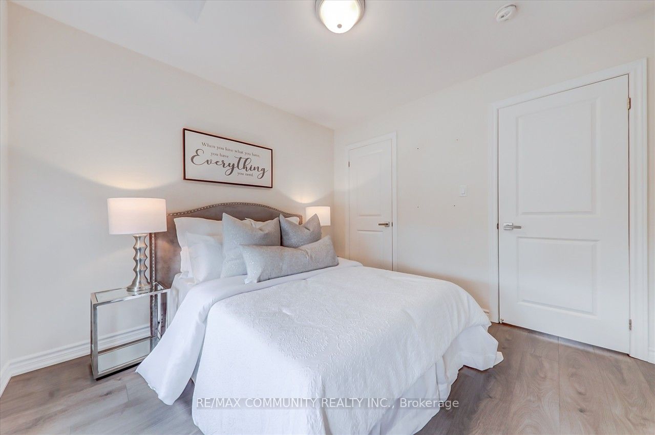 2 Drayton Avenue