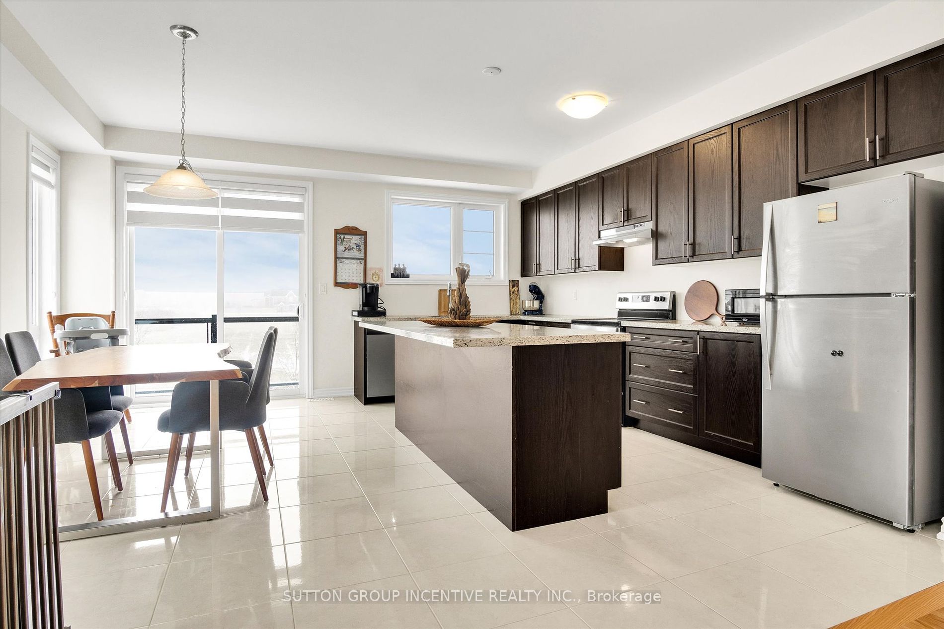 25 Lake Trail Way